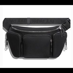 2.2 IVY PARK FANNY PACK (oversized)